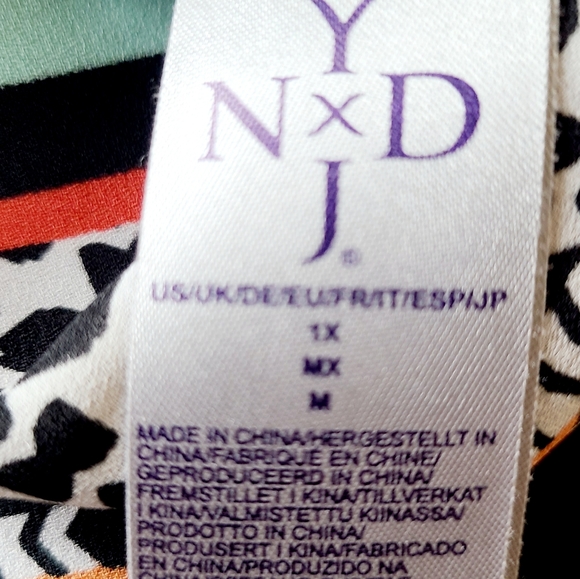 XL NYDJ Pintuck  3/4 Sleeve Blouse - Picture 8 of 11